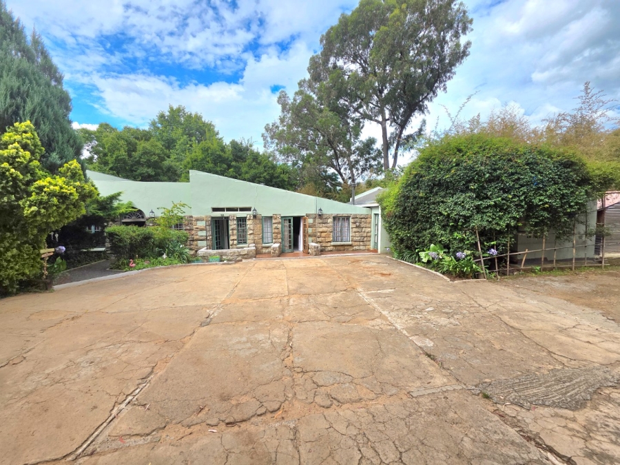 7 Bedroom Property for Sale in Clarens Free State